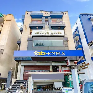 3* Hotel Fabhotel Church House Rohini
